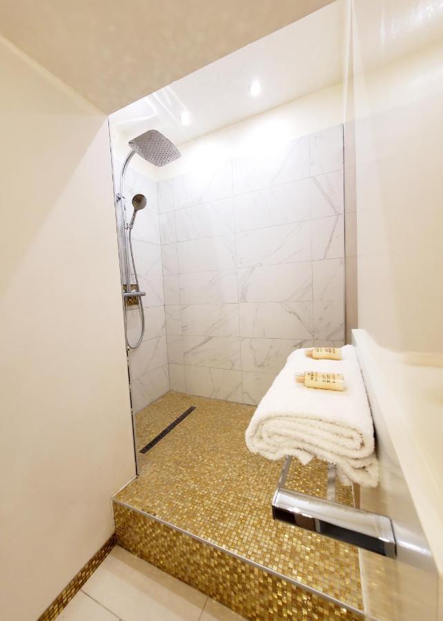 Appartement En Bord De Lac Avec Jaccuzi Publier Esterno foto